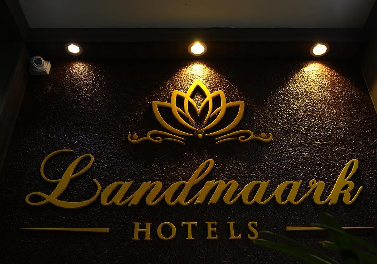 Landmaark Hotels Tiruppur Buitenkant foto